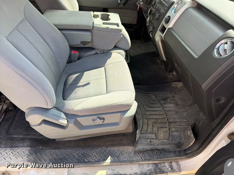 image for item EO8763 2014 Ford F150 Ext. Cab pickup truck