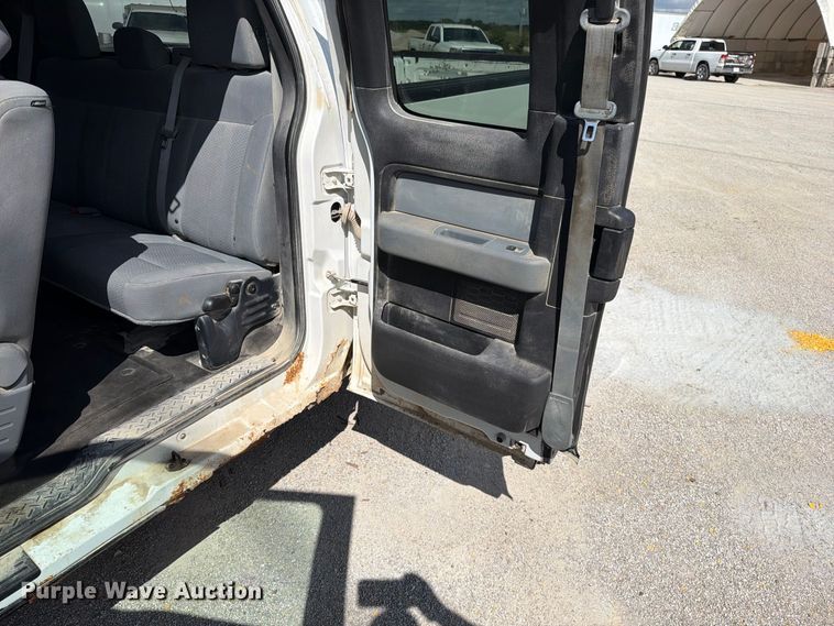 image for item EO8763 2014 Ford F150 Ext. Cab pickup truck