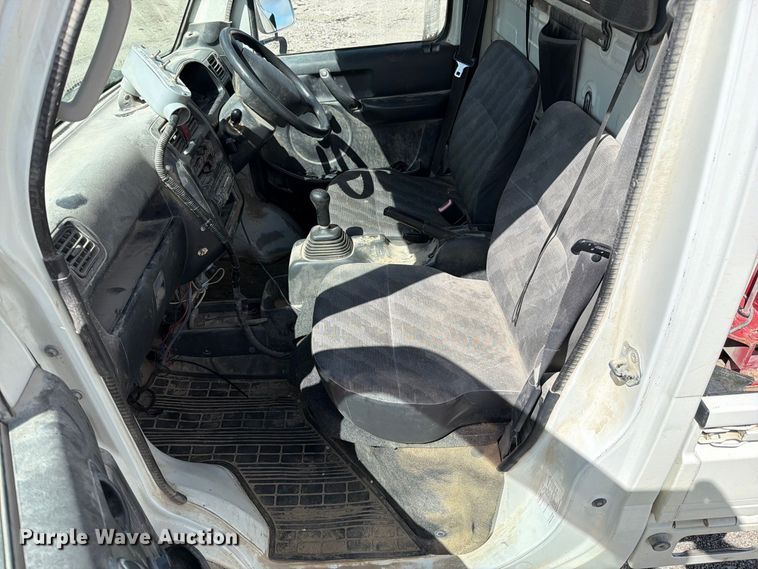 image for item EO8765 Suzuki EBD-DA63T mini truck