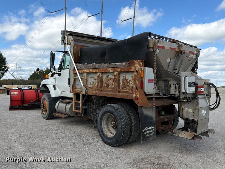 image for item EO8766 2011 International WorkStar 7400 dump truck