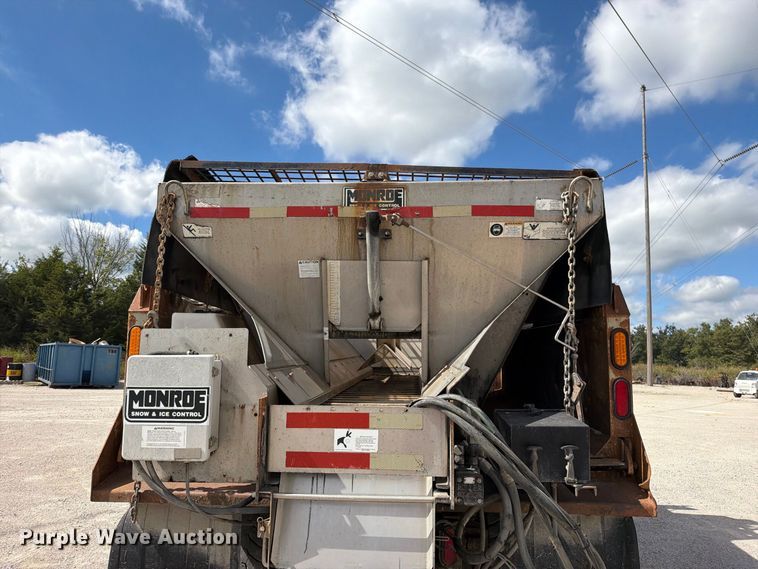 image for item EO8766 2011 International WorkStar 7400 dump truck