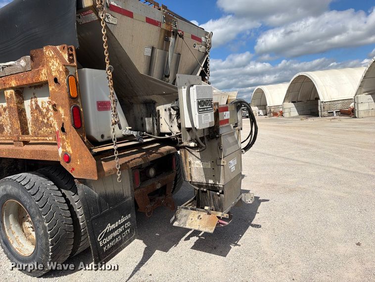 image for item EO8766 2011 International WorkStar 7400 dump truck