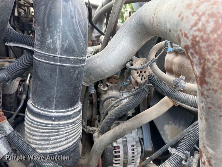 image for item EO8766 2011 International WorkStar 7400 dump truck