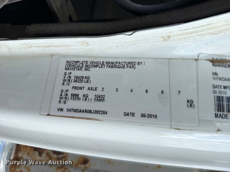 image for item EO8766 2011 International WorkStar 7400 dump truck