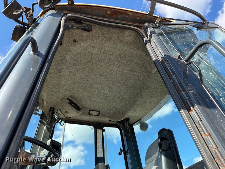 image for item EO8767 2010 John Deere 544K wheel loader