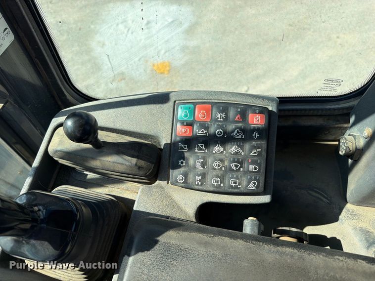 image for item EO8767 2010 John Deere 544K wheel loader