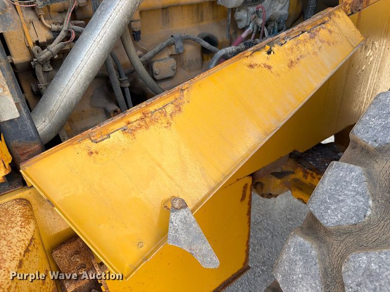 image for item EO8767 2010 John Deere 544K wheel loader