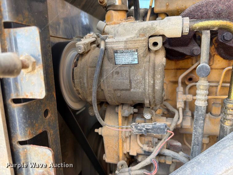 image for item EO8767 2010 John Deere 544K wheel loader