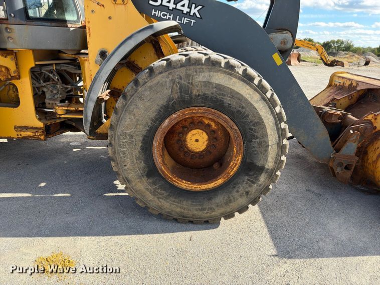 image for item EO8767 2010 John Deere 544K wheel loader