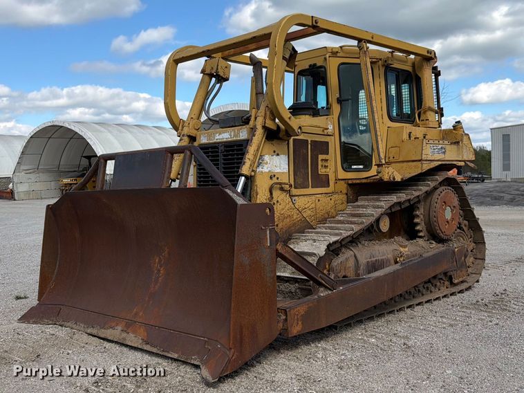 1994 Caterpillar D6H dozer