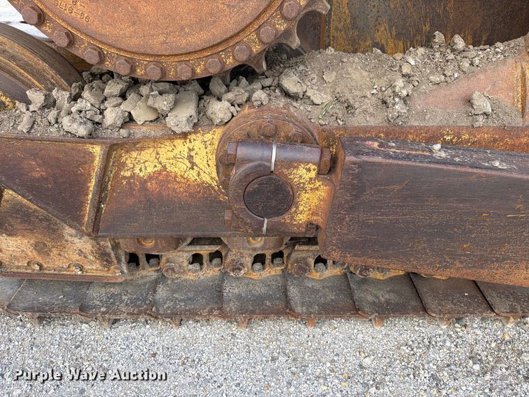 image for item EO8768 1994 Caterpillar D6H dozer