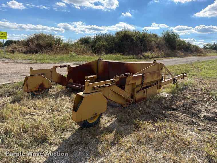 image for item EO8768 1994 Caterpillar D6H dozer