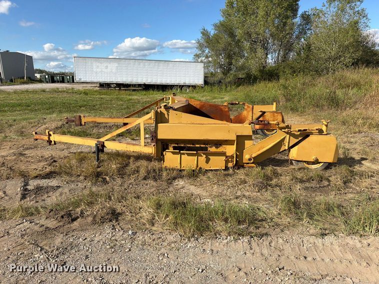 image for item EO8768 1994 Caterpillar D6H dozer