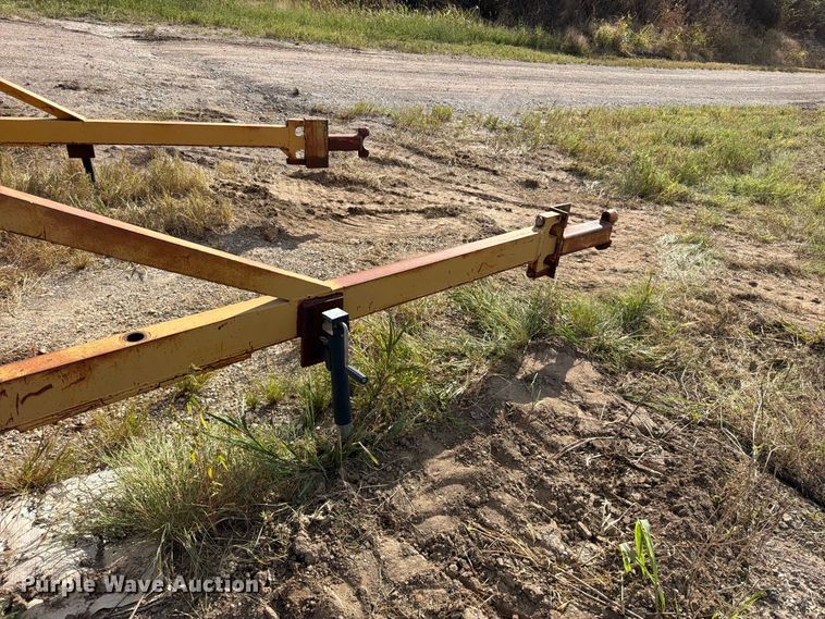 image for item EO8768 1994 Caterpillar D6H dozer