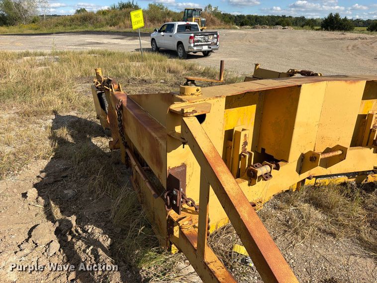 image for item EO8768 1994 Caterpillar D6H dozer