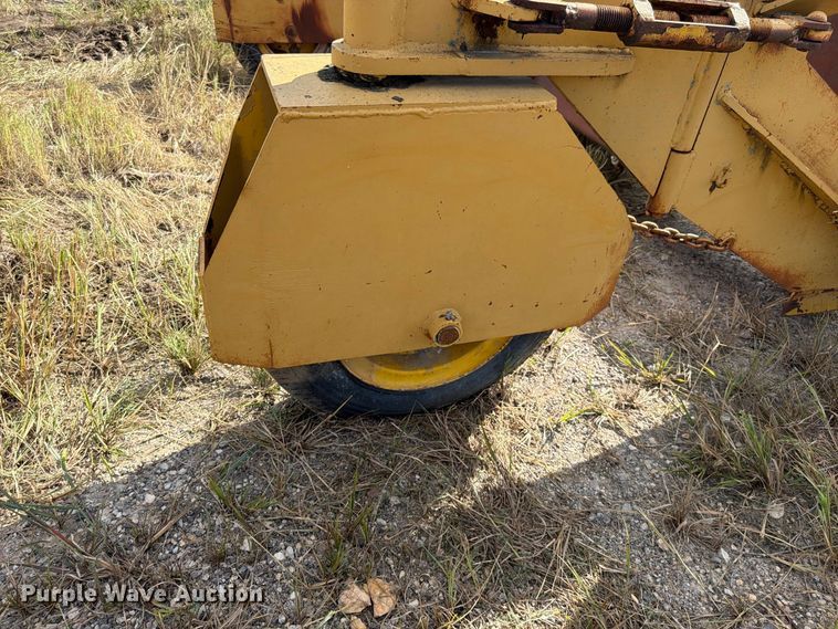 image for item EO8768 1994 Caterpillar D6H dozer