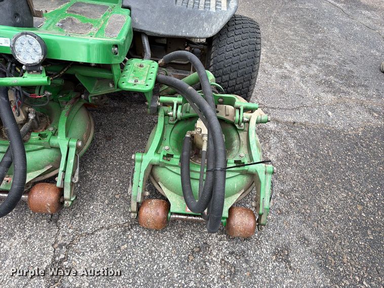 image for item EO8769 John Deere 8800A TerrainCut reel mower
