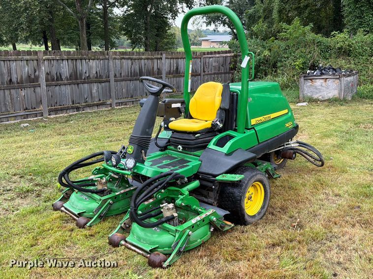 John Deere 7400A reel mower