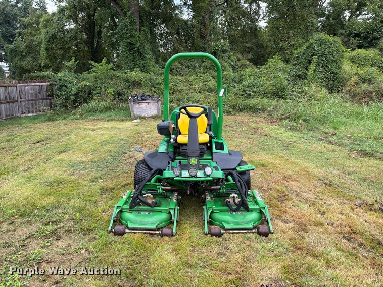 image for item EO8770 John Deere 7400A reel mower