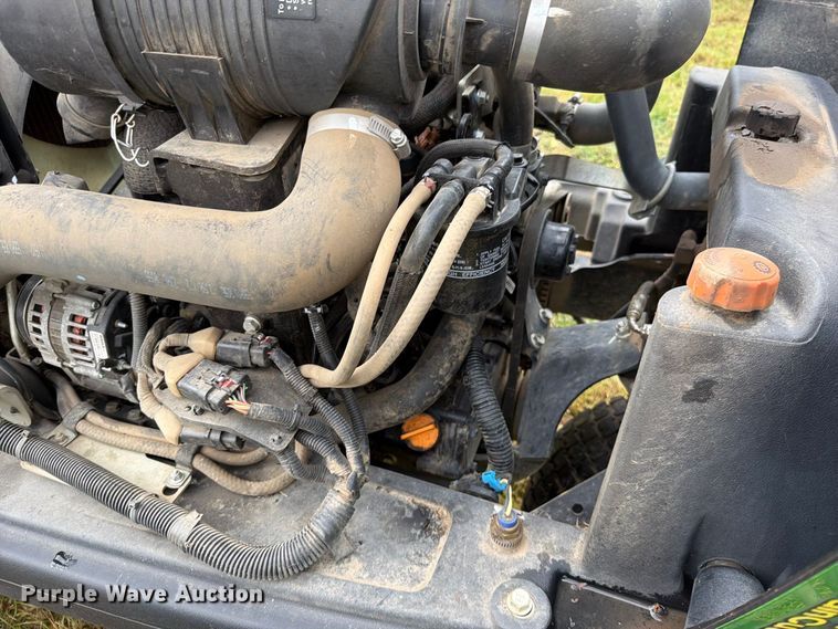 image for item EO8770 John Deere 7400A reel mower
