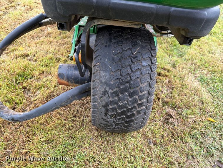 image for item EO8770 John Deere 7400A reel mower