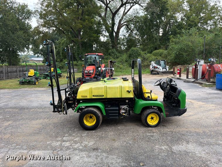 image for item EO8771 John Deere 2020 turf sprayer