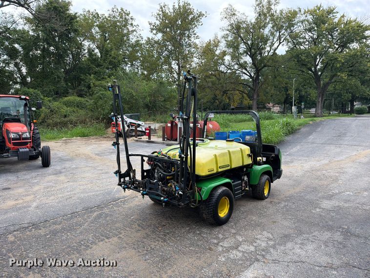 image for item EO8771 John Deere 2020 turf sprayer
