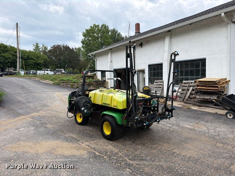 image for item EO8771 John Deere 2020 turf sprayer