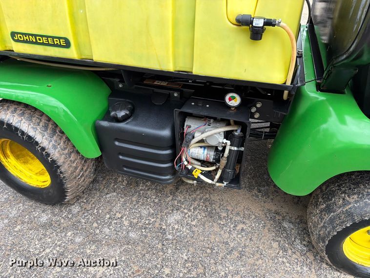 image for item EO8771 John Deere 2020 turf sprayer