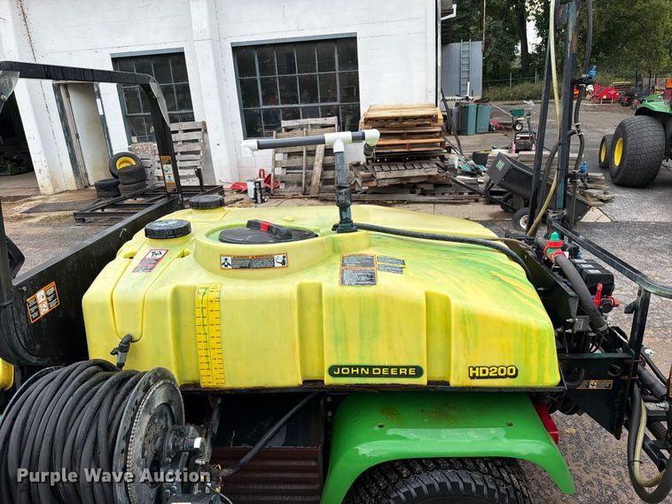 image for item EO8771 John Deere 2020 turf sprayer