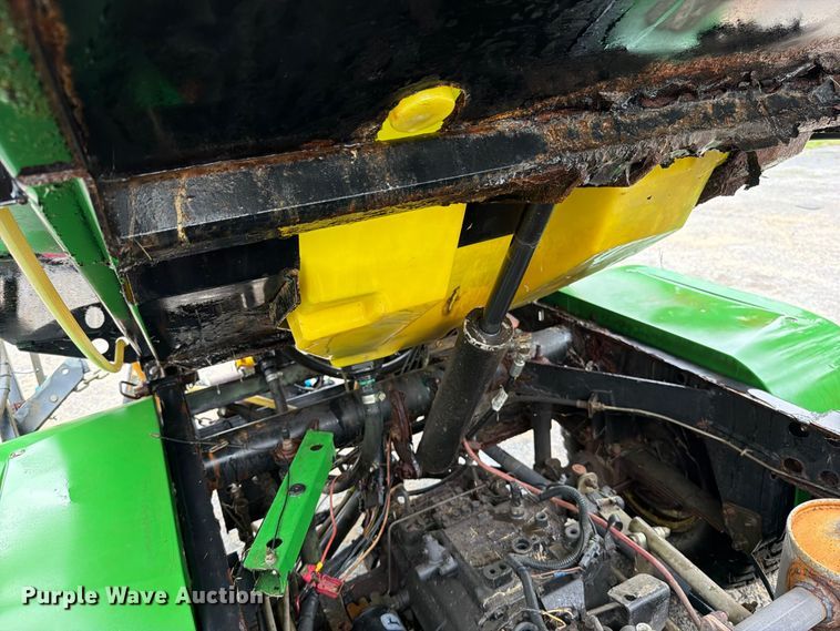 image for item EO8771 John Deere 2020 turf sprayer