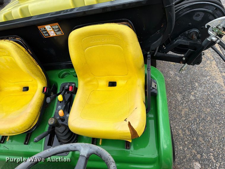 image for item EO8771 John Deere 2020 turf sprayer
