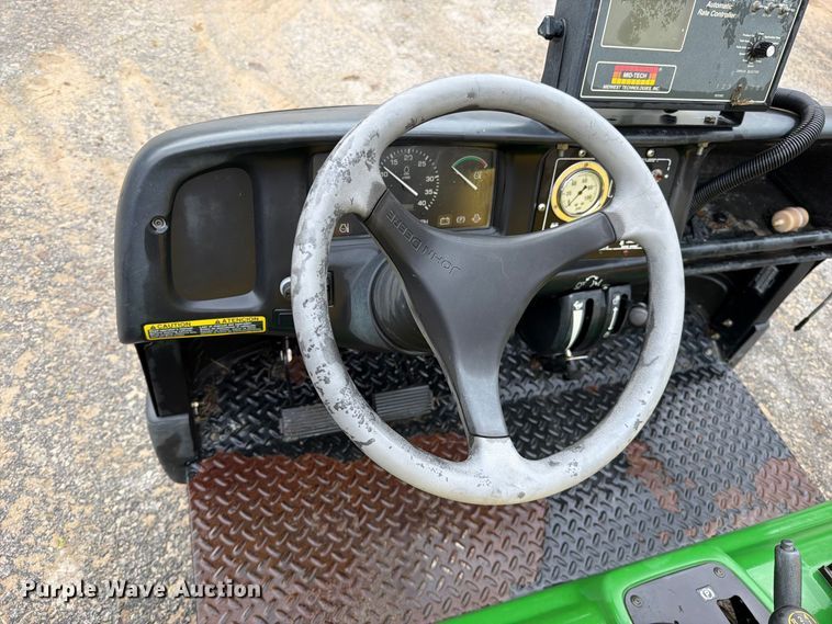 image for item EO8771 John Deere 2020 turf sprayer