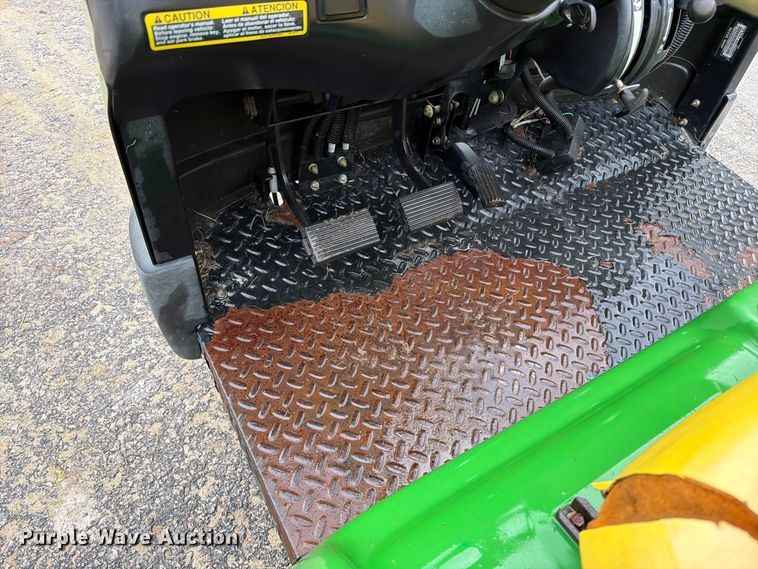image for item EO8771 John Deere 2020 turf sprayer