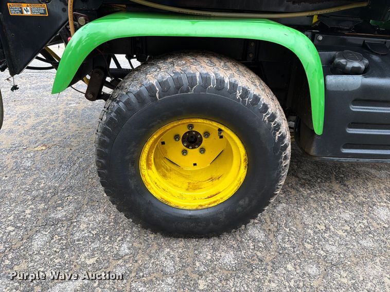 image for item EO8771 John Deere 2020 turf sprayer