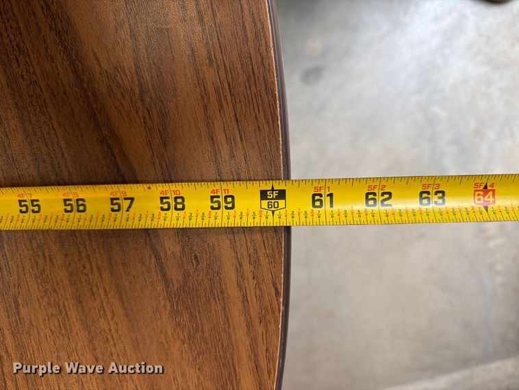 image for item EO8774 6' round tables