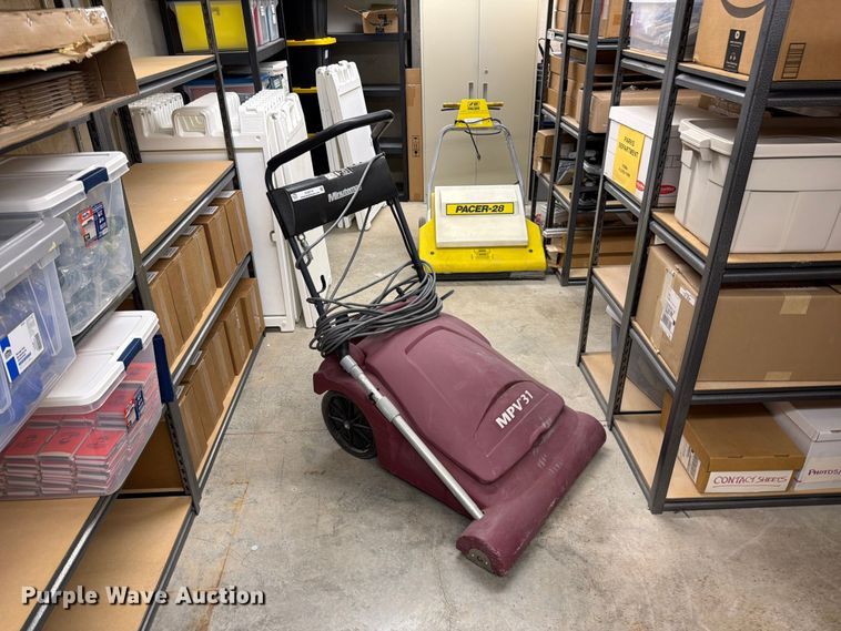 image for item EO8775 Minuteman MPV 31 Industrial vacuum