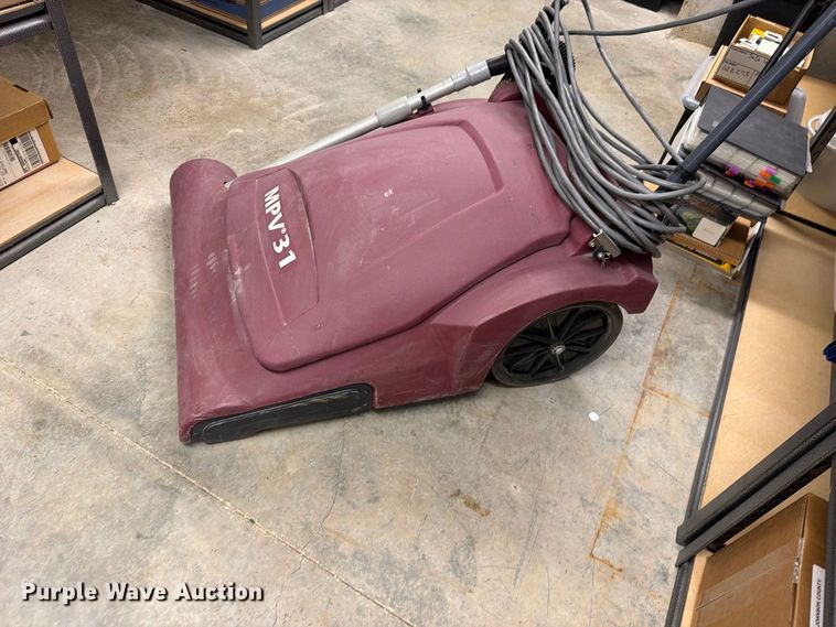 image for item EO8775 Minuteman MPV 31 Industrial vacuum