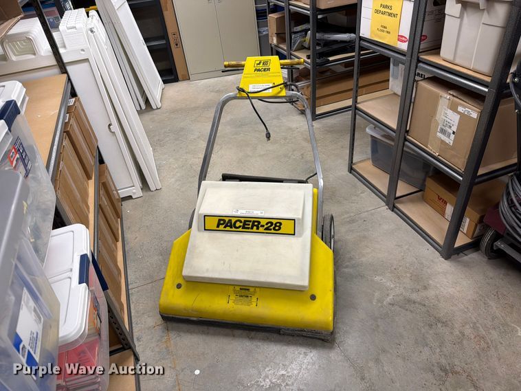 image for item EO8776 NSS Pacer-28 Industrial vacuum