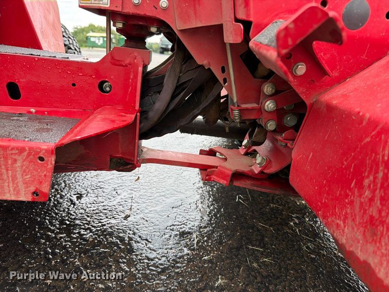 image for item EO8778 Ventrac 4500Z municipal tractor