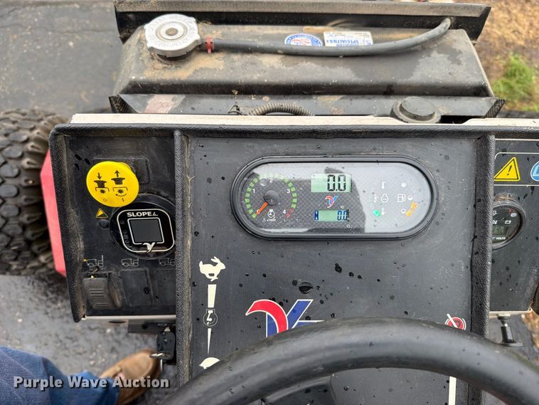 image for item EO8778 Ventrac 4500Z municipal tractor