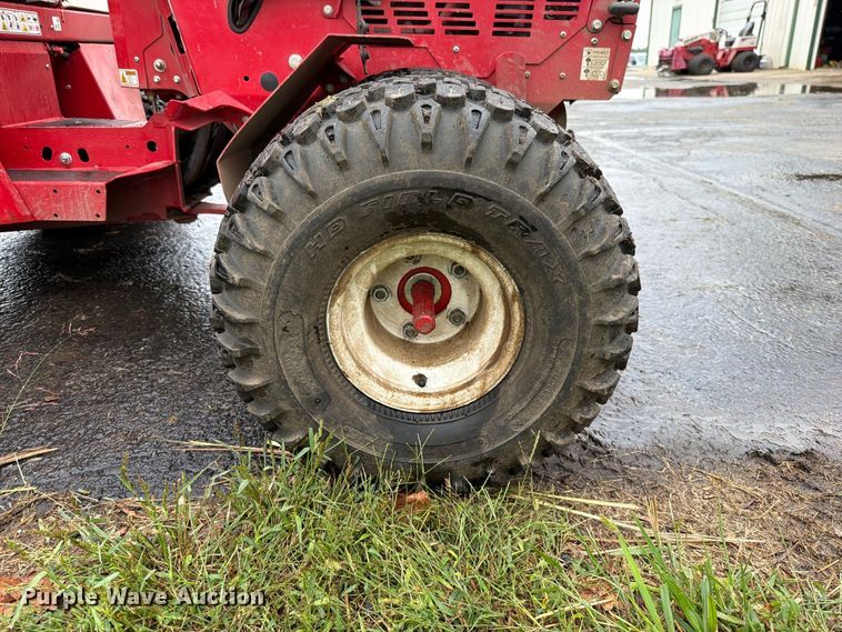 image for item EO8778 Ventrac 4500Z municipal tractor