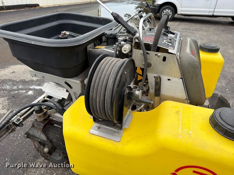 image for item EO8779 LT Rich Z Spray turf sprayer