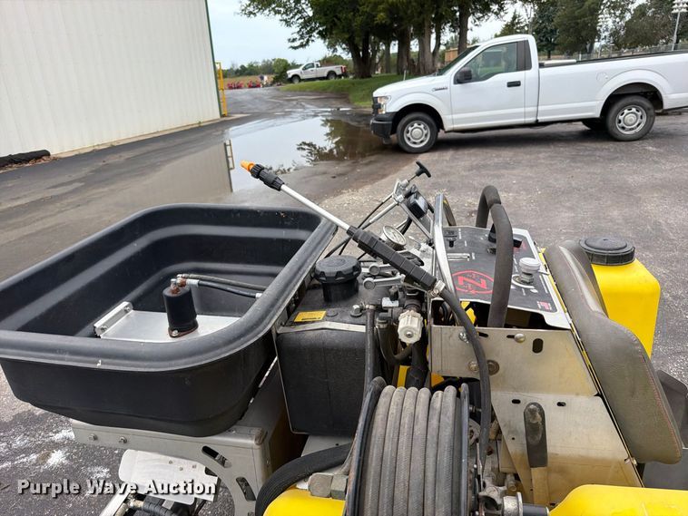 image for item EO8779 LT Rich Z Spray turf sprayer