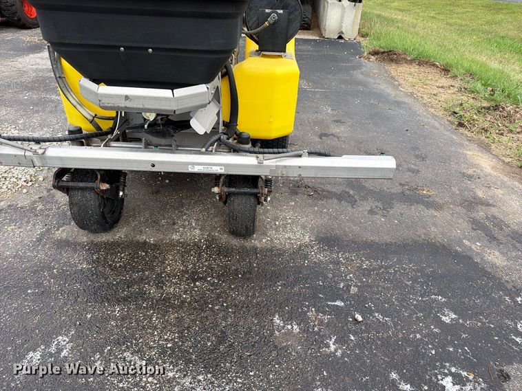 image for item EO8779 LT Rich Z Spray turf sprayer