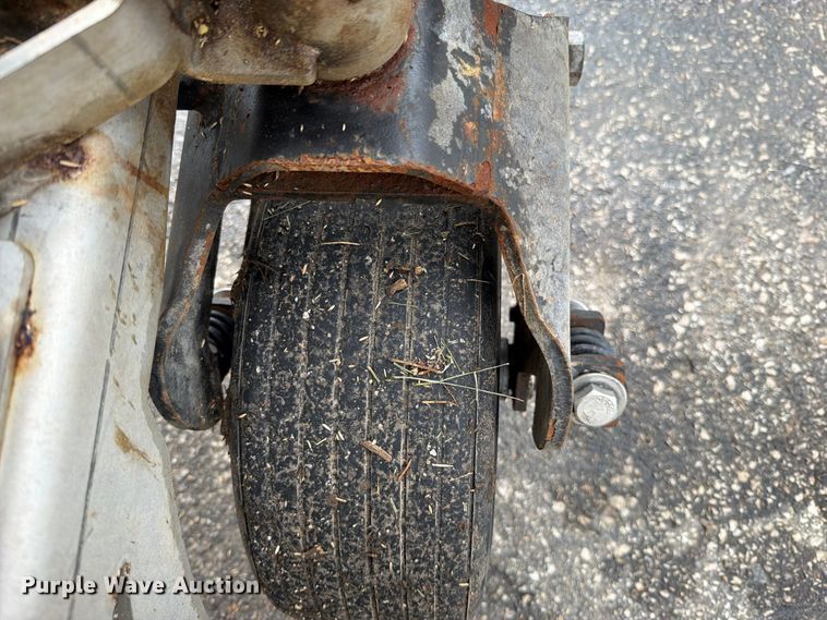 image for item EO8779 LT Rich Z Spray turf sprayer