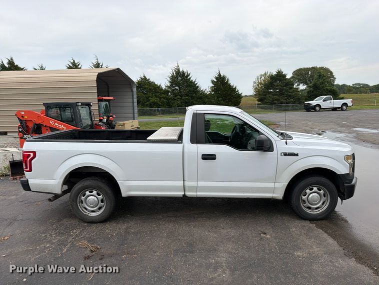 image for item EO8780 2016 Ford F150 XL pickup truck