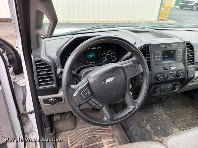 image for item EO8780 2016 Ford F150 XL pickup truck