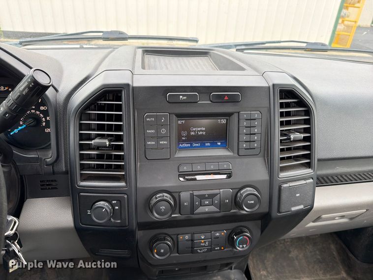 image for item EO8780 2016 Ford F150 XL pickup truck