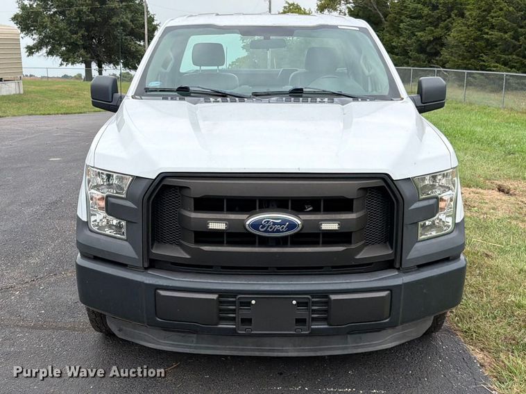 image for item EO8781 2015 Ford F150 XL pickup truck